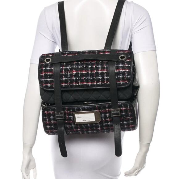Chanel Fall 2010 Runway Trek Pack 3-in-1 Tweed Backpack – Multicolor Plaid main image 12